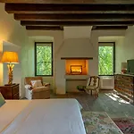 Massimago Wine Tower 4*