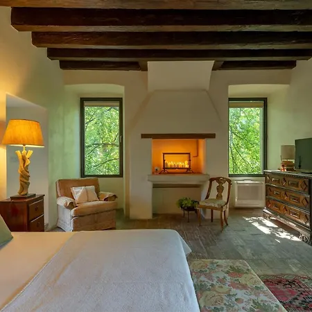 Massimago Wine Tower 4*