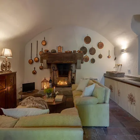 Massimago Wine Tower 4*