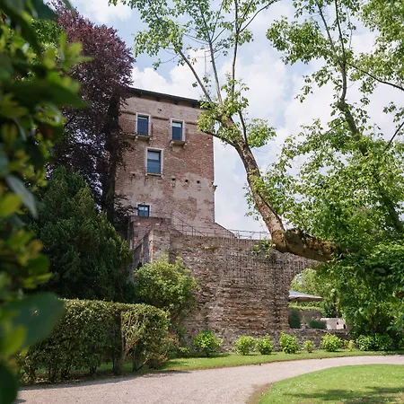 Massimago Wine Tower