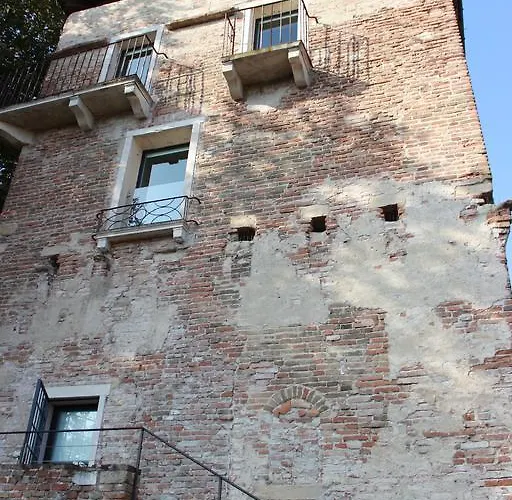 Gasthof Massimago Wine Tower Padua